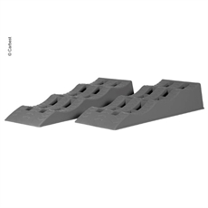 Två grå CARBEST Trinkile XL-ramper med stegvis design.